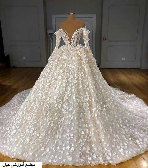 first photo of the bride dress model 4